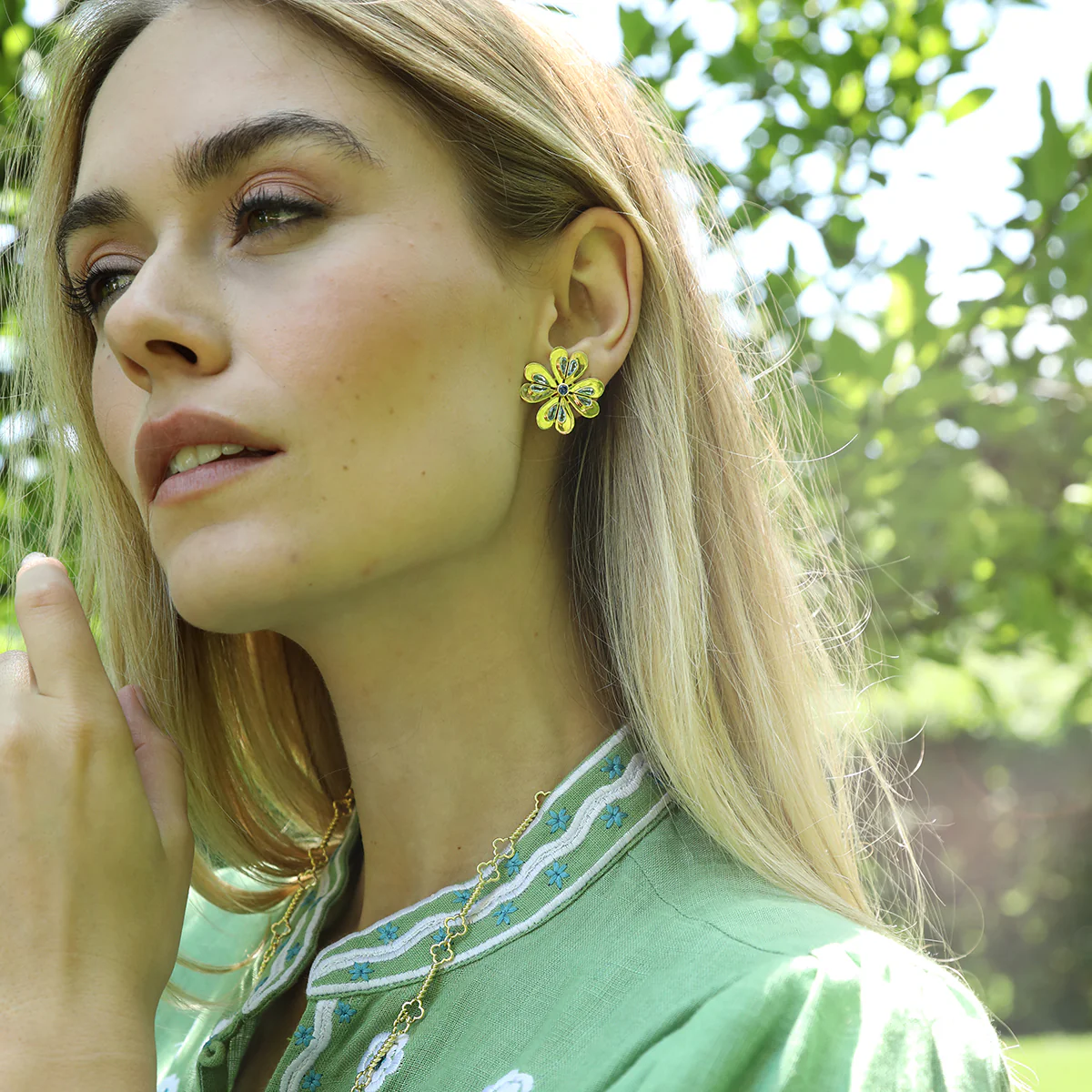 Jolie Clover Studs - Image 2
