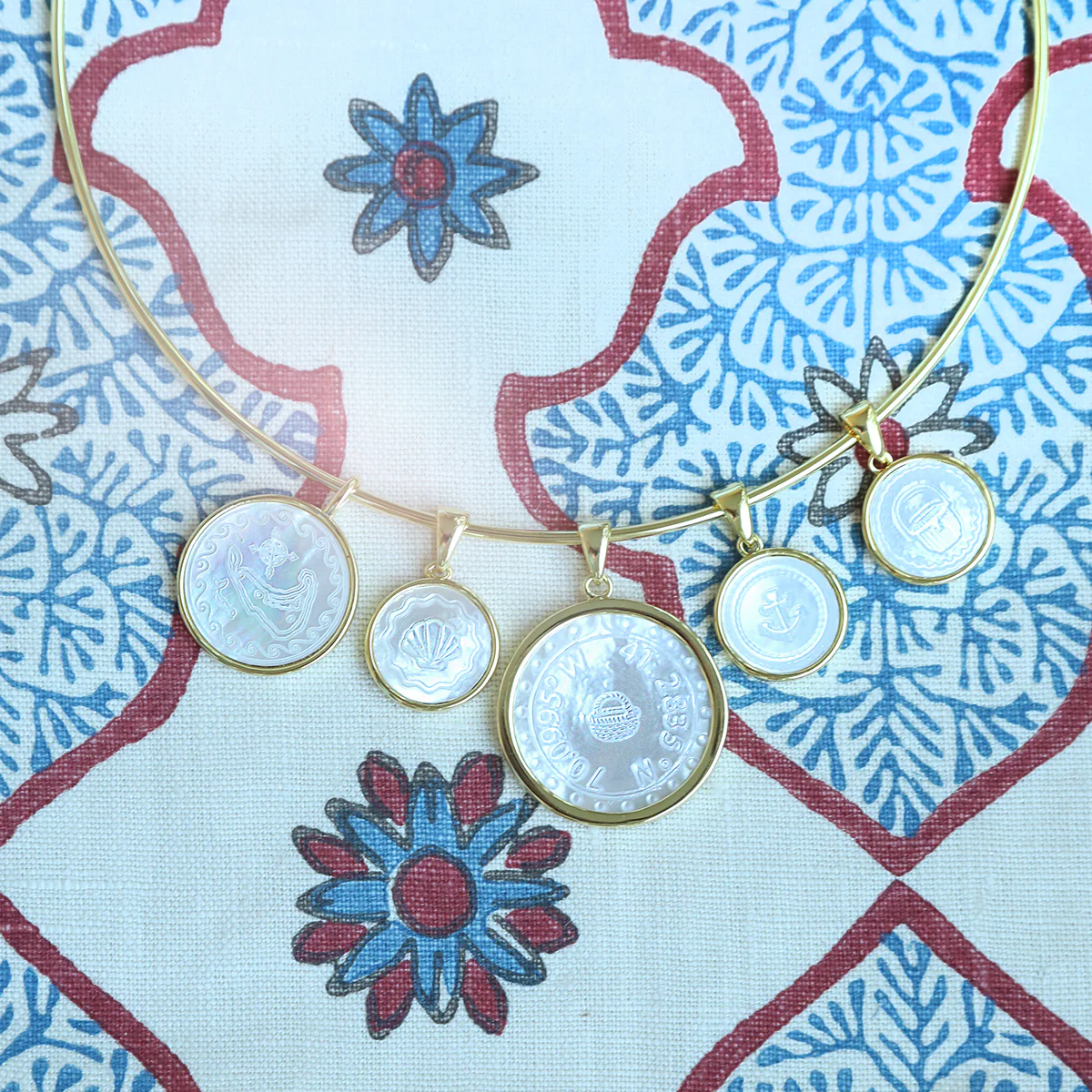 Nantucket Etched Charm 22mm - Image 3